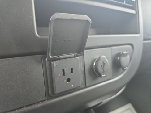 Used 2023 Chevrolet Express 3500 LS image 32