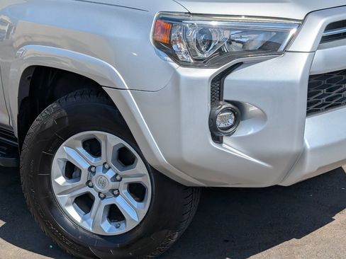 Used 2021 Toyota 4Runner SR5 Premium AWD/4WD image 32