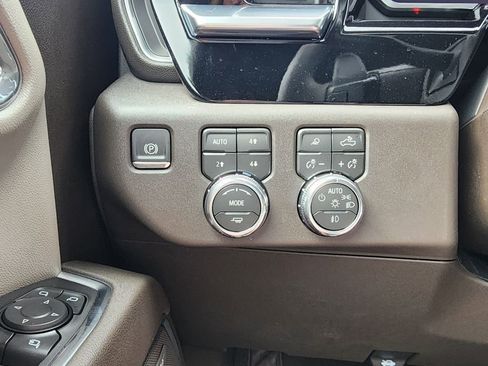 New 2026 GMC Sierra 1500 SLT w/ SLT Premium Plus Package image 20