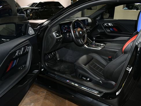 Used 2023 BMW M2 w/ Lighting Package image 47