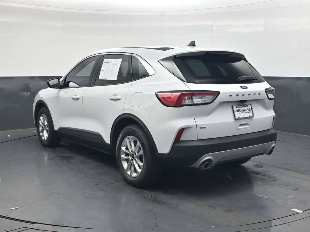 Used 2022 Ford Escape SE w/ Convenience Package FWD image 7