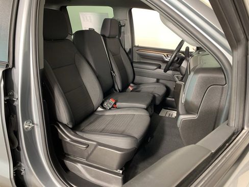 Used 2025 Chevrolet Silverado 1500 LT image 36