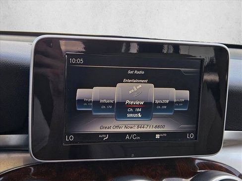 Used 2019 Mercedes-Benz GLC 300 image 11