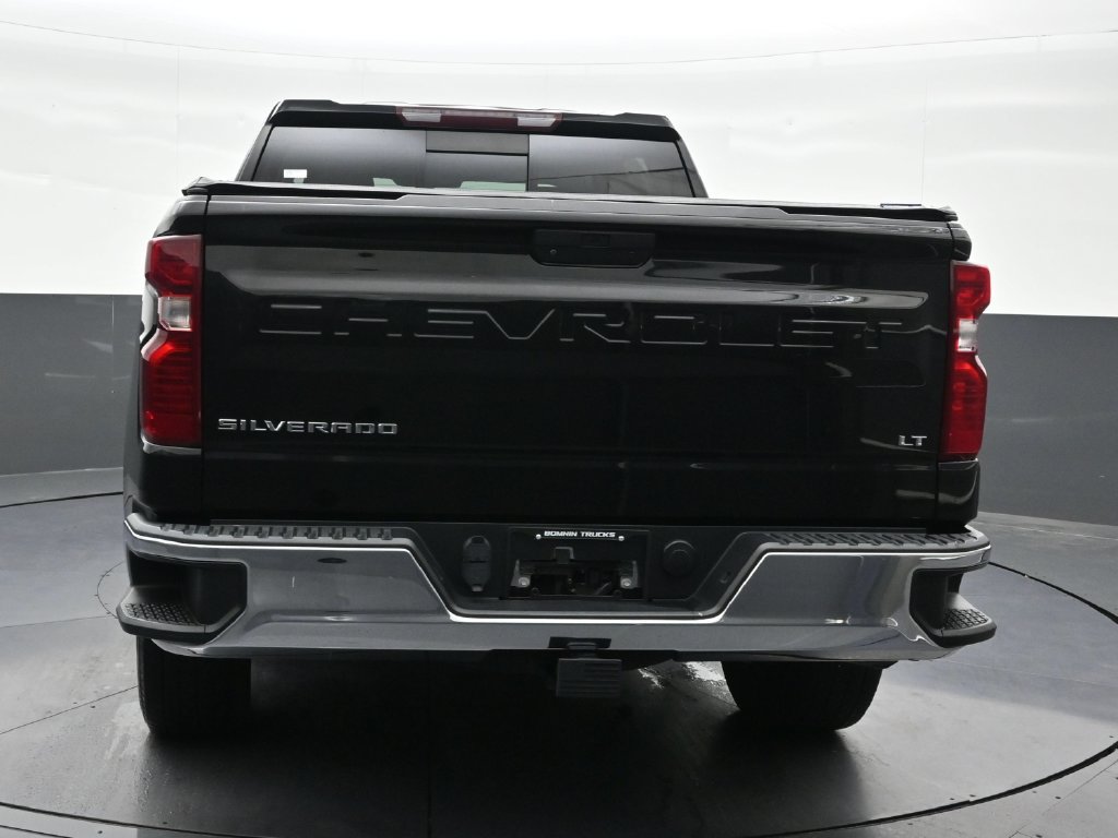 Used 2022 Chevrolet Silverado 1500 LT w/ Leather Package RWD image 4