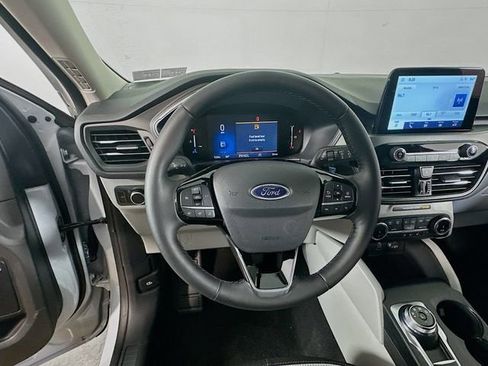 New 2025 Ford Escape Active w/ Cold Weather Package image 7