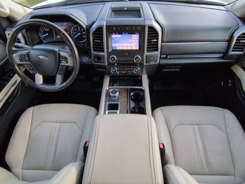 Used 2019 Ford Expedition Max Platinum RWD image 15