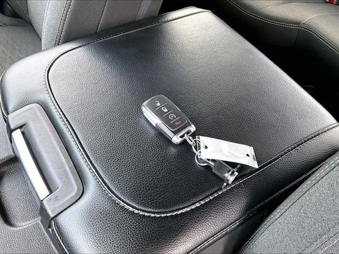 Used 2025 RAM 2500 Big Horn image 15