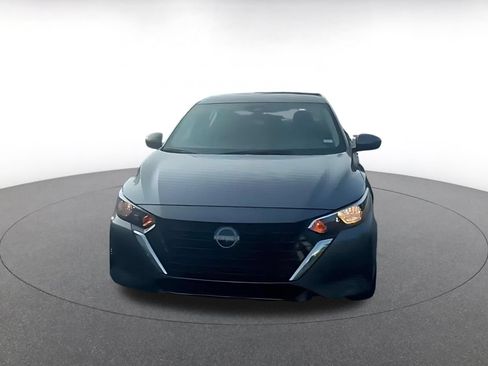 Used 2025 Nissan Sentra SV FWD image 3