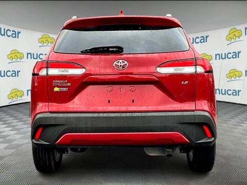 Used 2023 Toyota Corolla Cross LE image 5