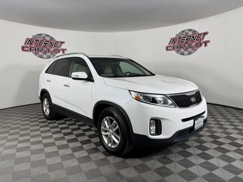 Used 2015 Kia Sorento LX FWD image 8