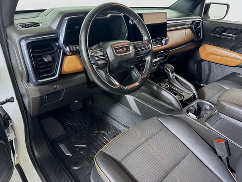 Certified 2024 GMC Canyon AT4 AWD/4WD image 7