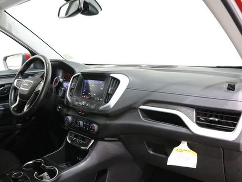 Used 2023 GMC Terrain SLE w/ Driver Convenience Package FWD image 14
