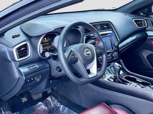 Used 2021 Nissan Maxima Platinum w/ 40th Anniversary Package image 9