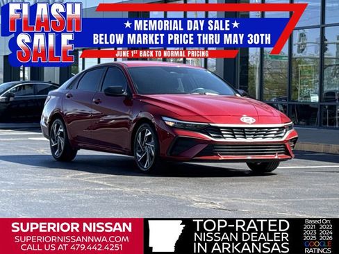 Used 2025 Hyundai Elantra Sport FWD image 1