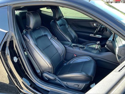 Used 2024 Ford Mustang GT Premium RWD image 7