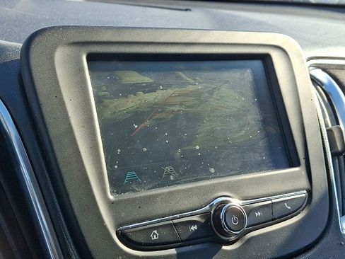 Used 2016 Chevrolet Malibu LT image 15