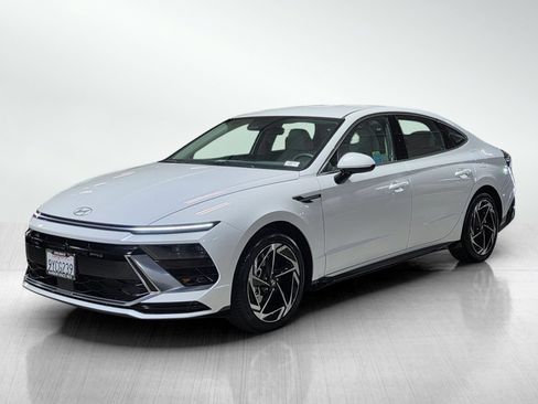 Certified 2026 Hyundai Sonata SEL FWD image 3