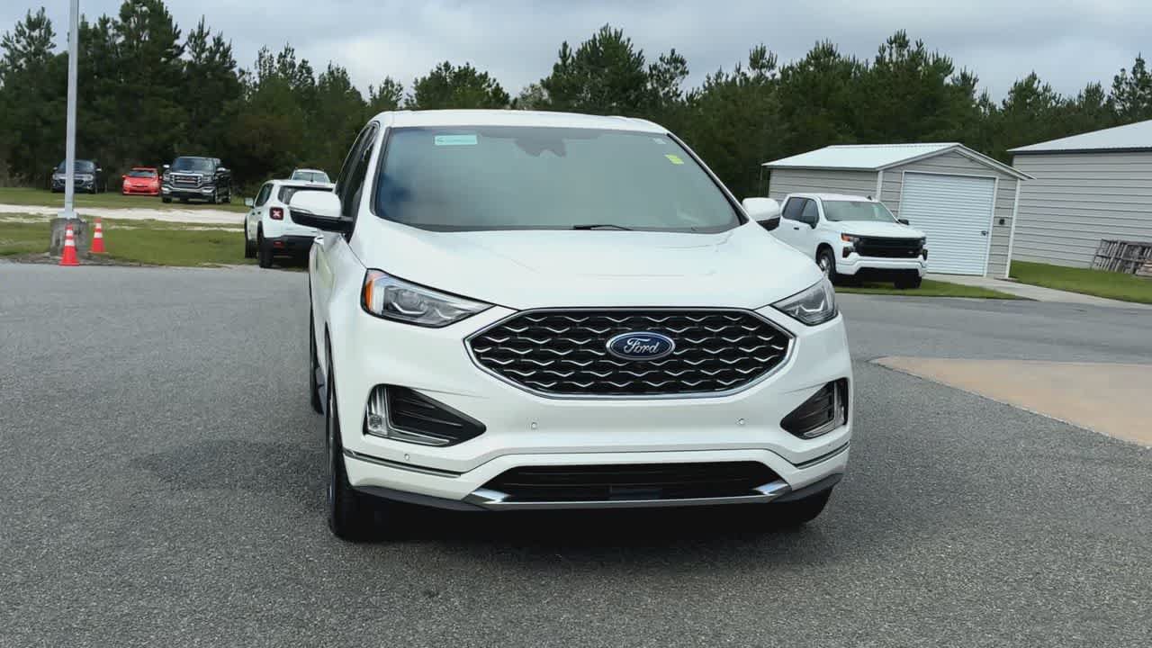 Used 2024 Ford Edge Titanium w/ Titanium Elite Package AWD/4WD image 3