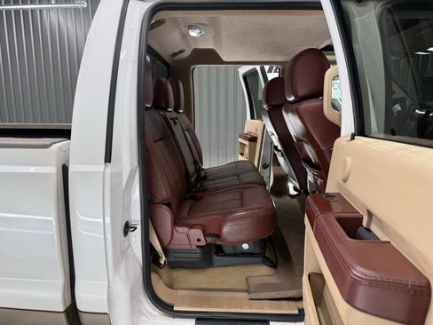 Used 2013 Ford F250 King Ranch w/ FX4 Off Road Pkg image 31