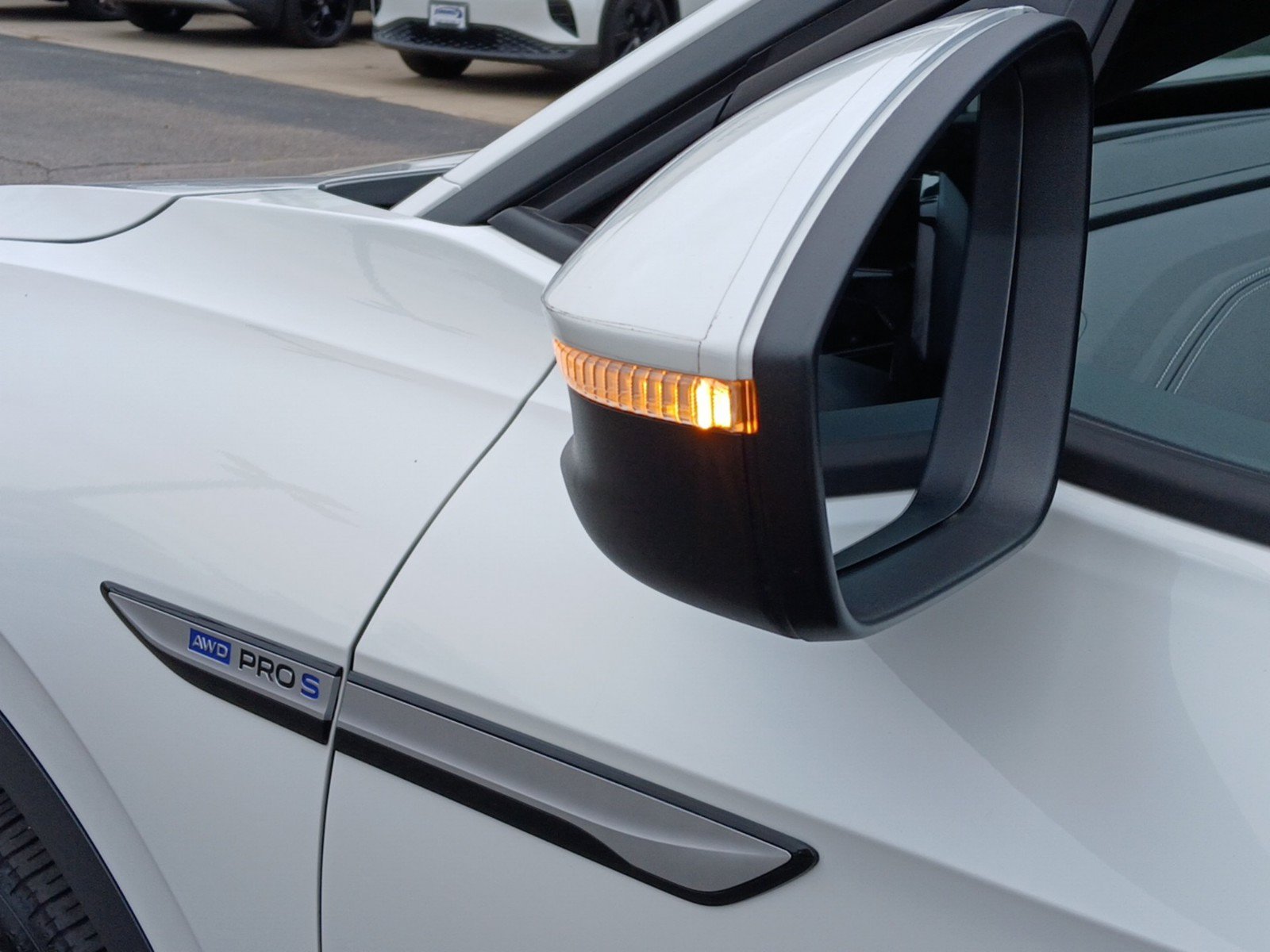 Certified 2023 Volkswagen ID.4 Pro S AWD/4WD image 27