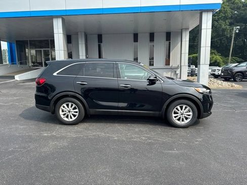 Used 2019 Kia Sorento L FWD image 18