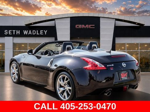 Used 2013 Nissan 370Z Touring w/ Sport Pkg RWD image 5