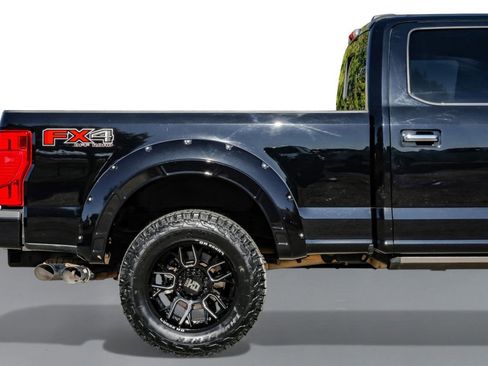 Used 2020 Ford F250 Platinum w/ FX4 Off-Road Package image 6
