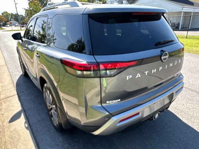 Used 2024 Nissan Pathfinder SL w/ SL Premium Package AWD/4WD image 14