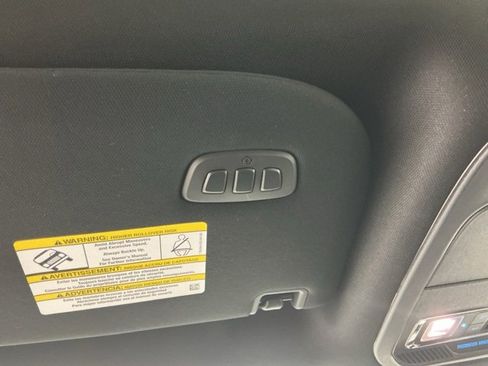 Used 2025 Ford F150 Lariat w/ Equipment Group 502A High image 25