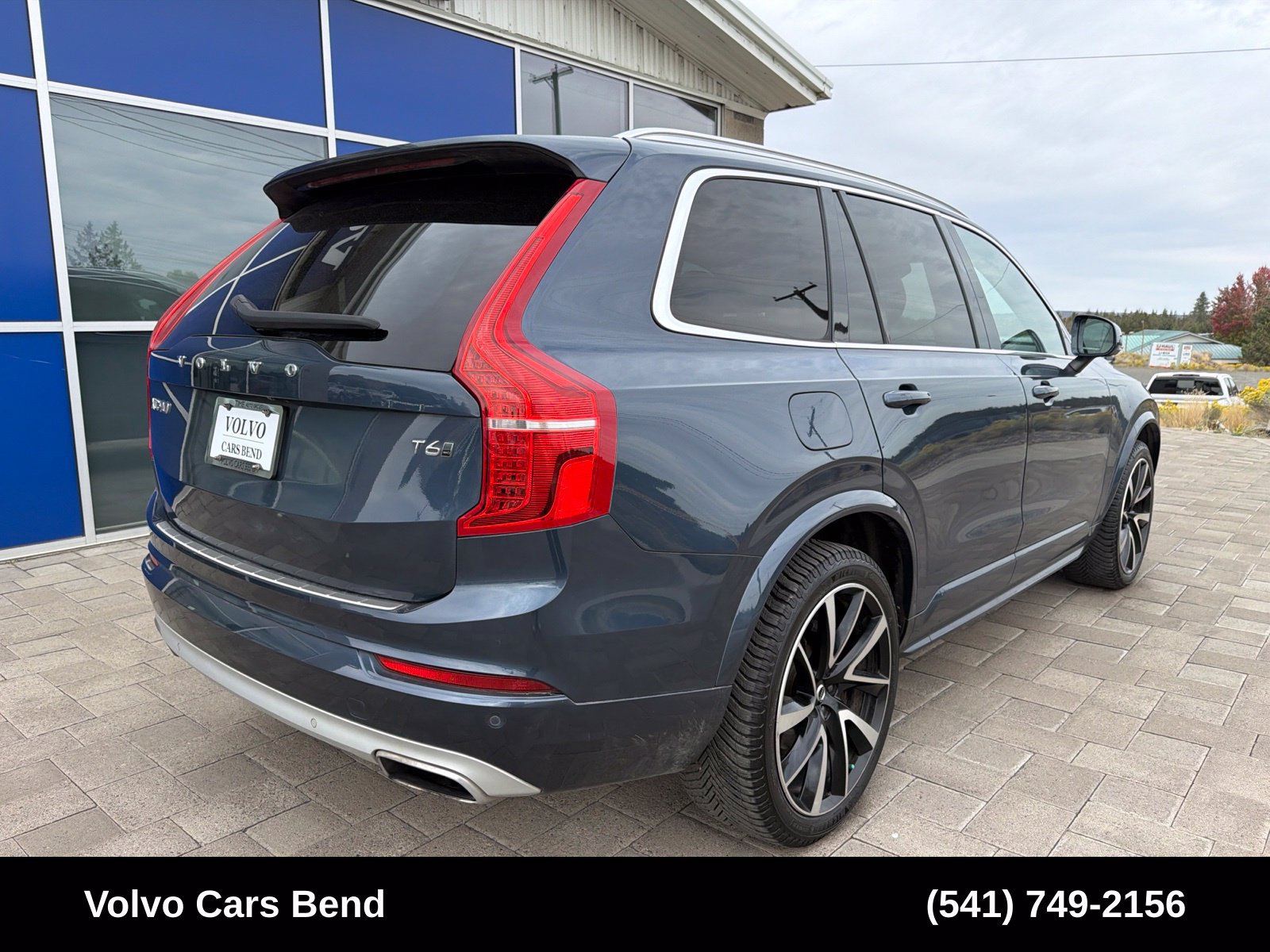 Used 2020 Volvo XC90 T6 Momentum w/ Protection Package Premier AWD/4WD image 7
