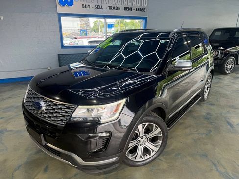 Used 2019 Ford Explorer Platinum AWD/4WD image 1