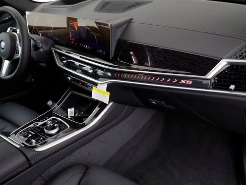 New 2026 BMW X5 xDrive50e w/ Executive Package AWD/4WD image 21