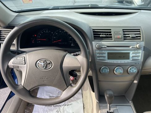 Used 2009 Toyota Camry image 5
