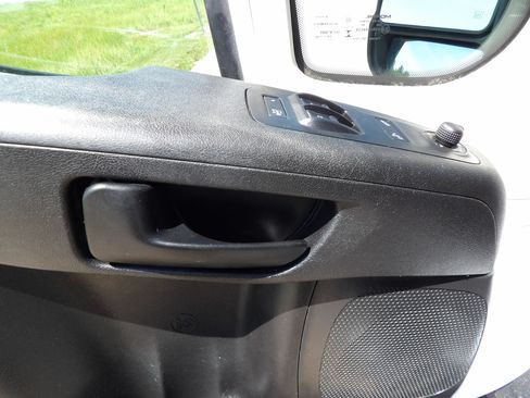 Used 2020 RAM ProMaster 2500 w/ Interior Convenience Group FWD image 15