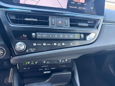 Used 2022 Lexus ES 350 F Sport w/ Accessory Package 2 FWD image 13