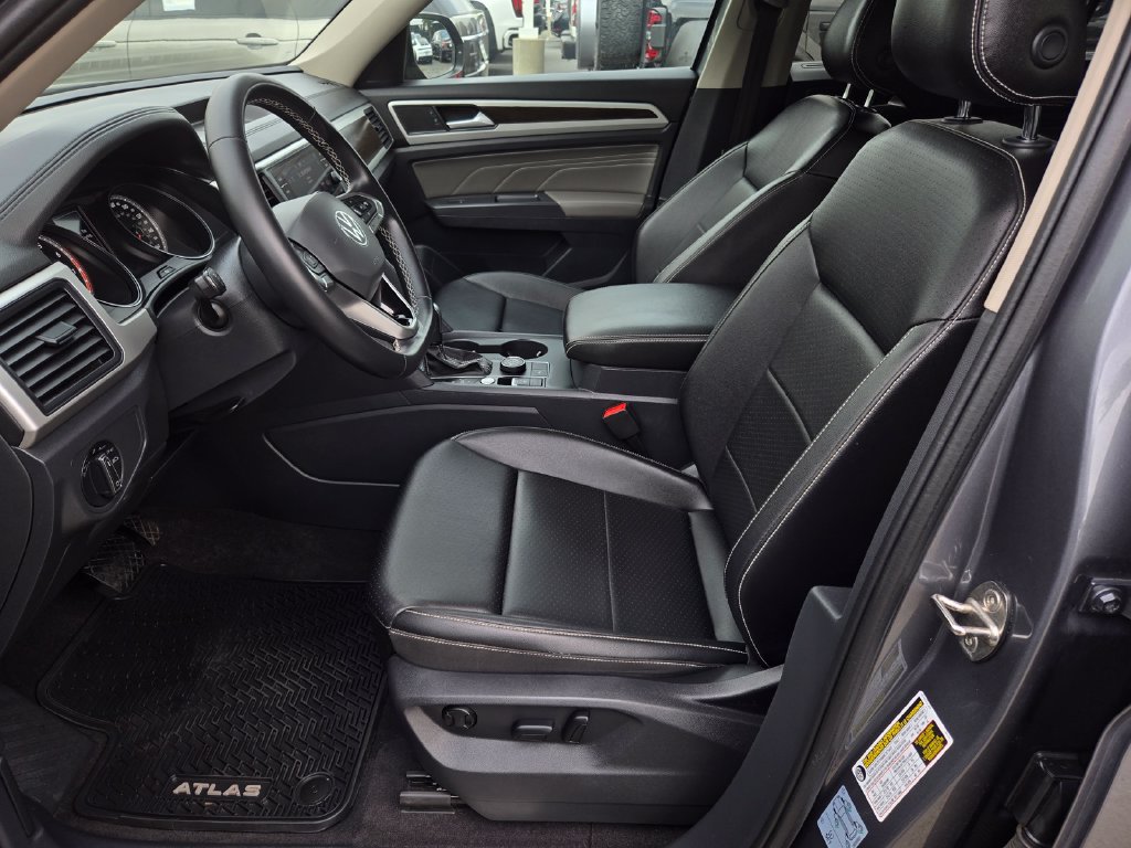 Used 2021 Volkswagen Atlas SE AWD/4WD image 17