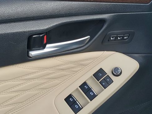 Certified 2020 Toyota Avalon Limited image 47