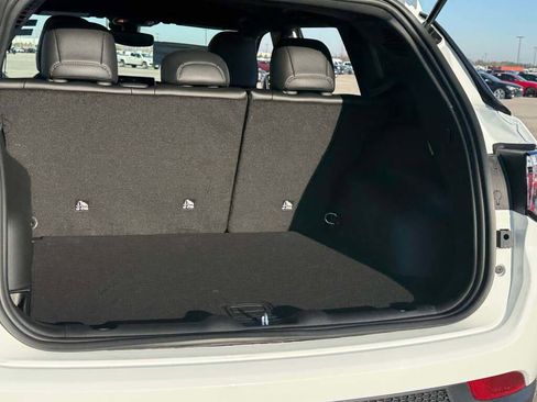 New 2026 Jeep Compass Latitude image 24