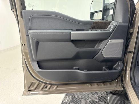 New 2026 Ford F250 Lariat w/ Lariat Ultimate Package AWD/4WD image 16