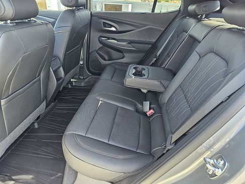 Used 2026 Buick Envista Avenir image 24