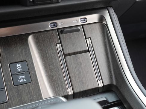 Used 2025 Lexus GX 550 550 Luxury image 26