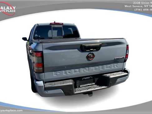 Used 2022 Nissan Frontier PRO-4X AWD/4WD image 7