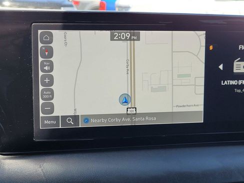 Used 2024 Hyundai Palisade Limited AWD/4WD image 14