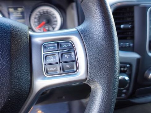 Used 2022 RAM 1500 Warlock AWD/4WD image 17
