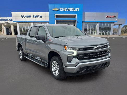 New 2026 Chevrolet Silverado 1500 RST w/ Z71 Off-Road Package AWD/4WD image 3
