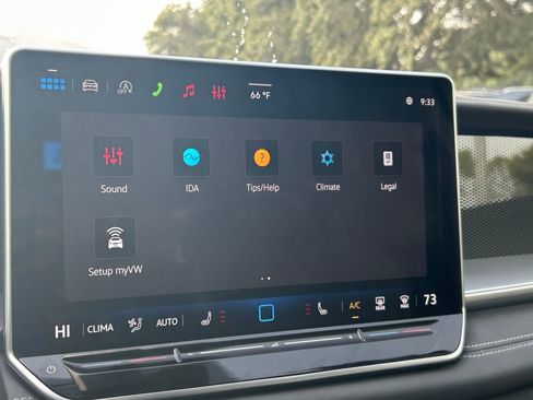New 2026 Volkswagen Tiguan SE AWD/4WD image 17
