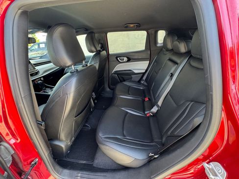Used 2025 Jeep Compass Limited AWD/4WD image 27