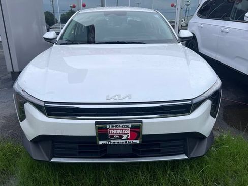 Used 2025 Kia K4 EX FWD image 3