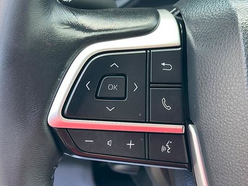 Certified 2023 Toyota Highlander XLE AWD/4WD image 26