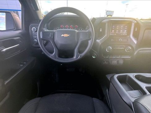 Used 2024 Chevrolet Silverado 1500 W/T w/ Trailering Package image 9
